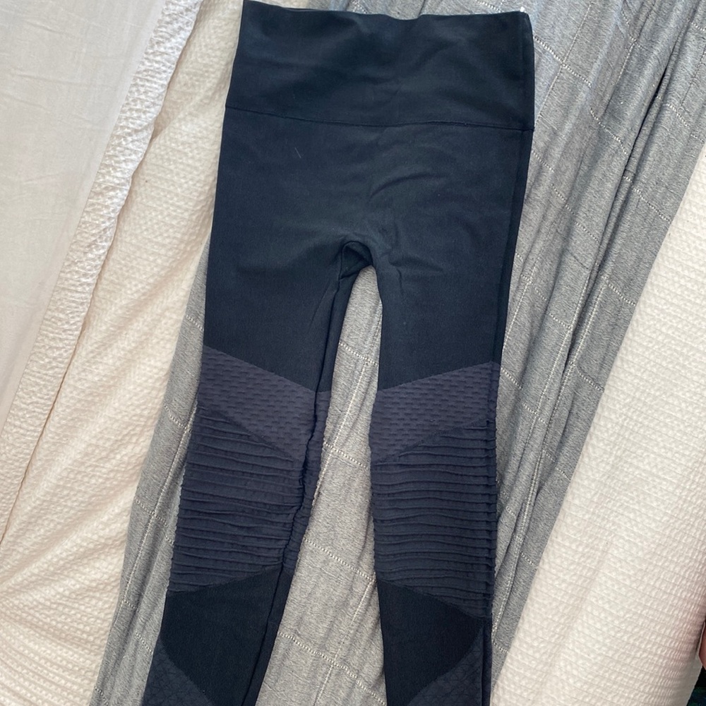 Spanx Moto leggings size S
